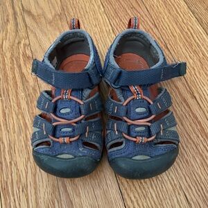 Keen Sandals Sz 7 Outdoors Closed Toe Navy Blue Kids Toddler Boy